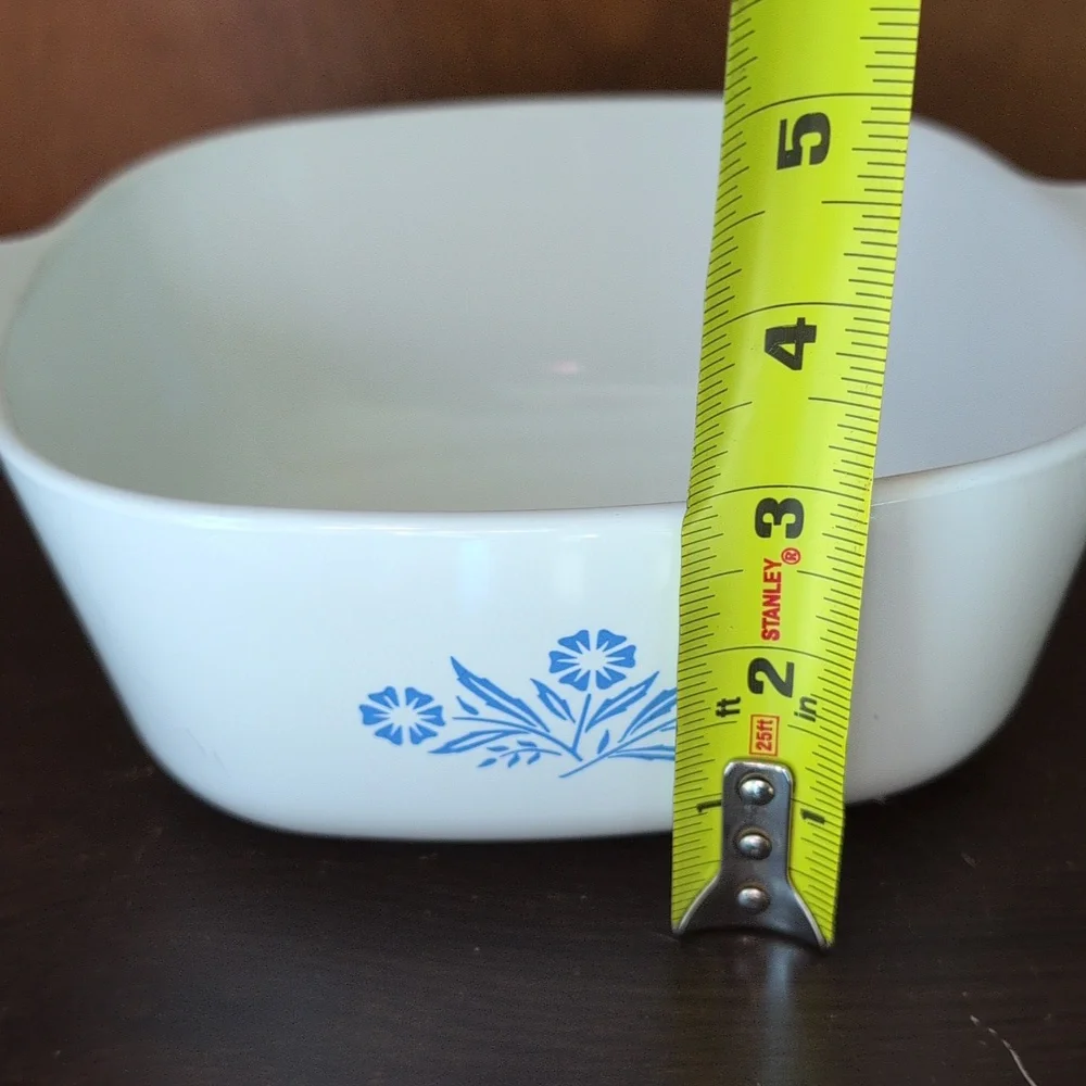 Corning Ware Cornflower Blue Casserole Dish 1 1/2 Quart with Lid